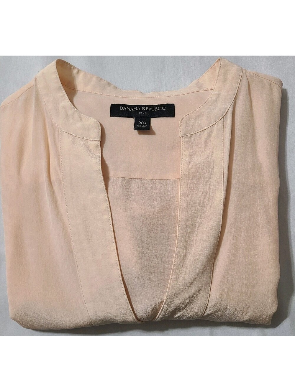 Banana Republic Silk V-Neck Popover Blouse Tunic Womens Sz XS Blush Peach Flowy